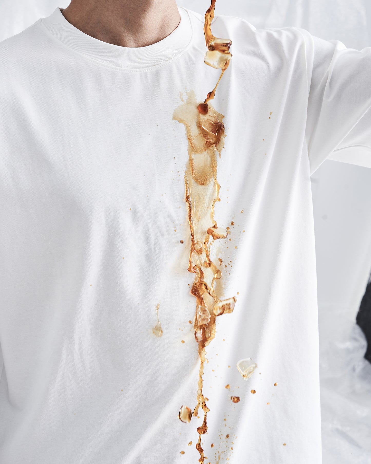 ESSENTIAL TEE (WHITE)