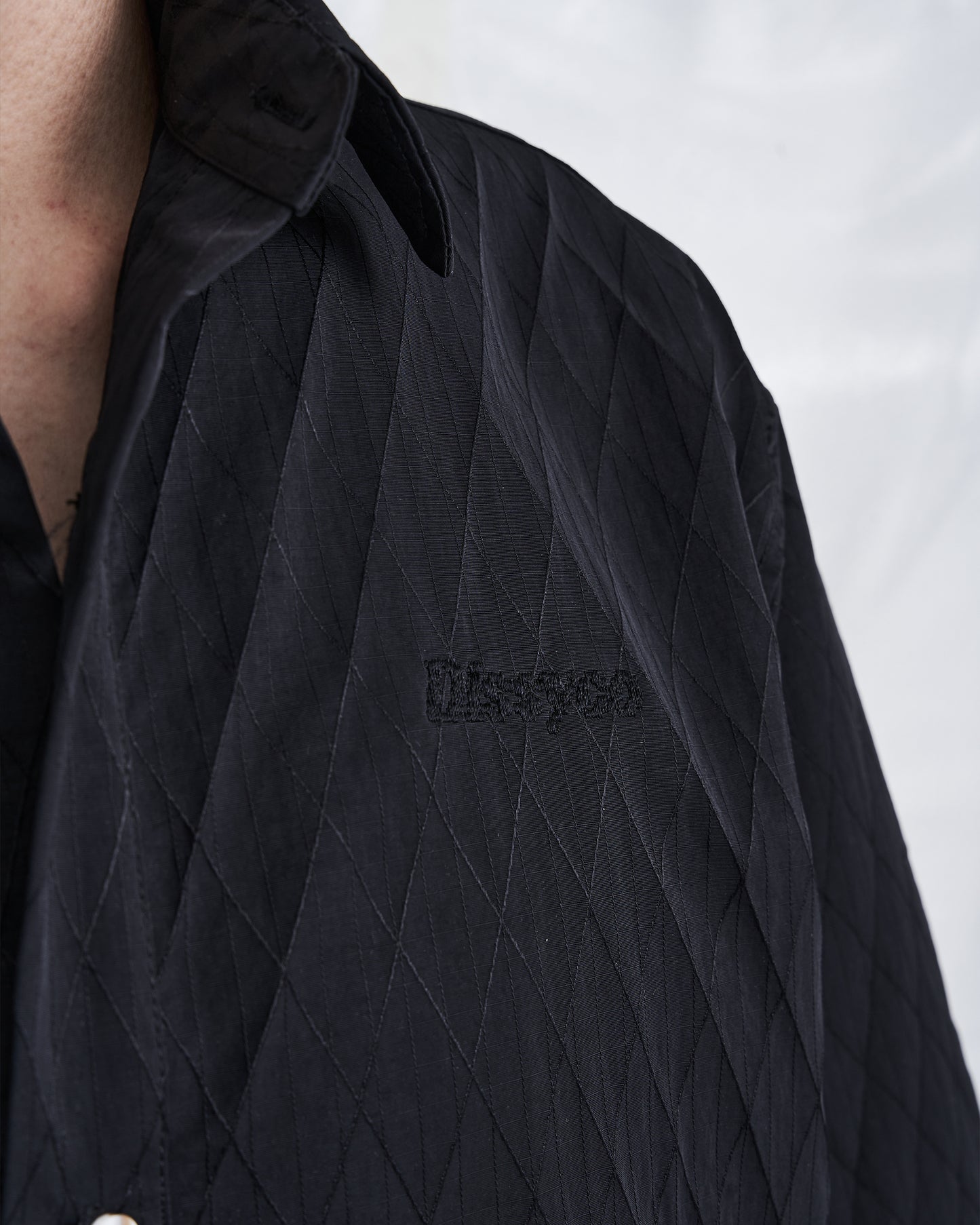 ESSENTIAL SHIRT (BLACK)